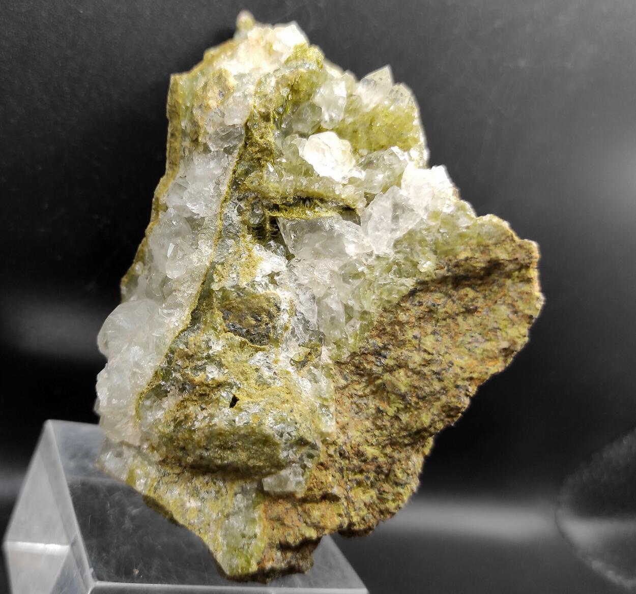 Clinozoisite & Quartz