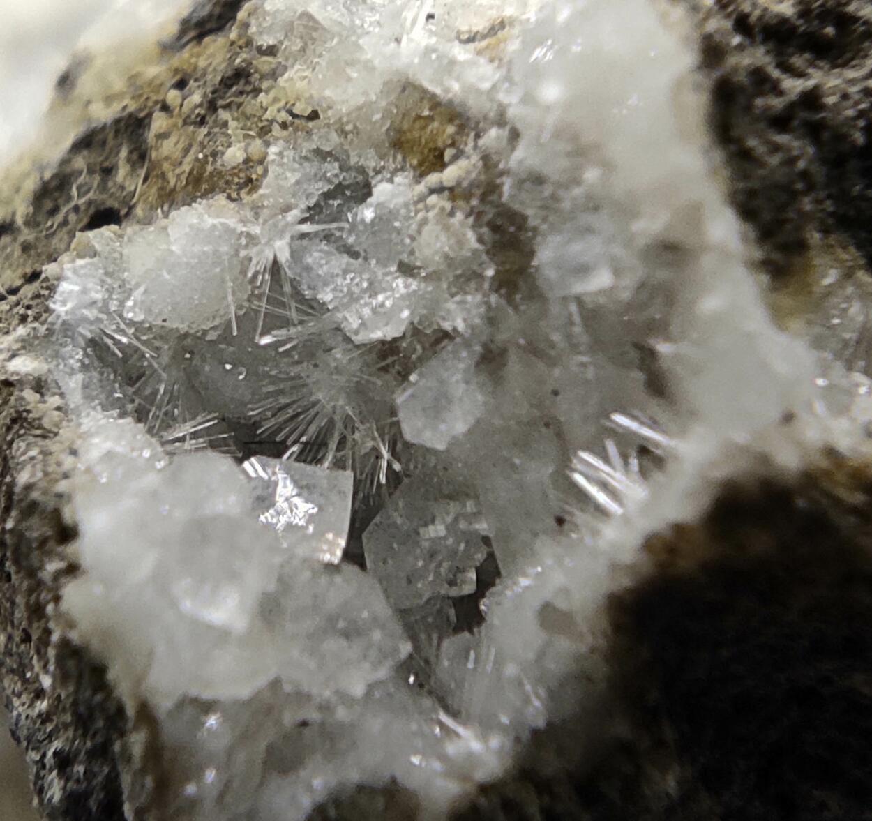 Natrolite & Phillipsite