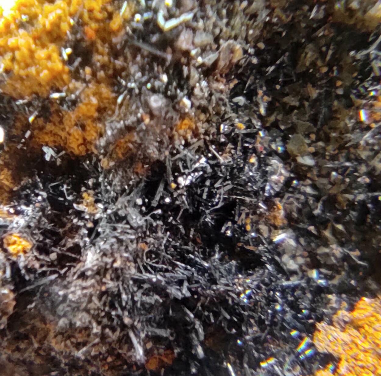 Descloizite & Plattnerite