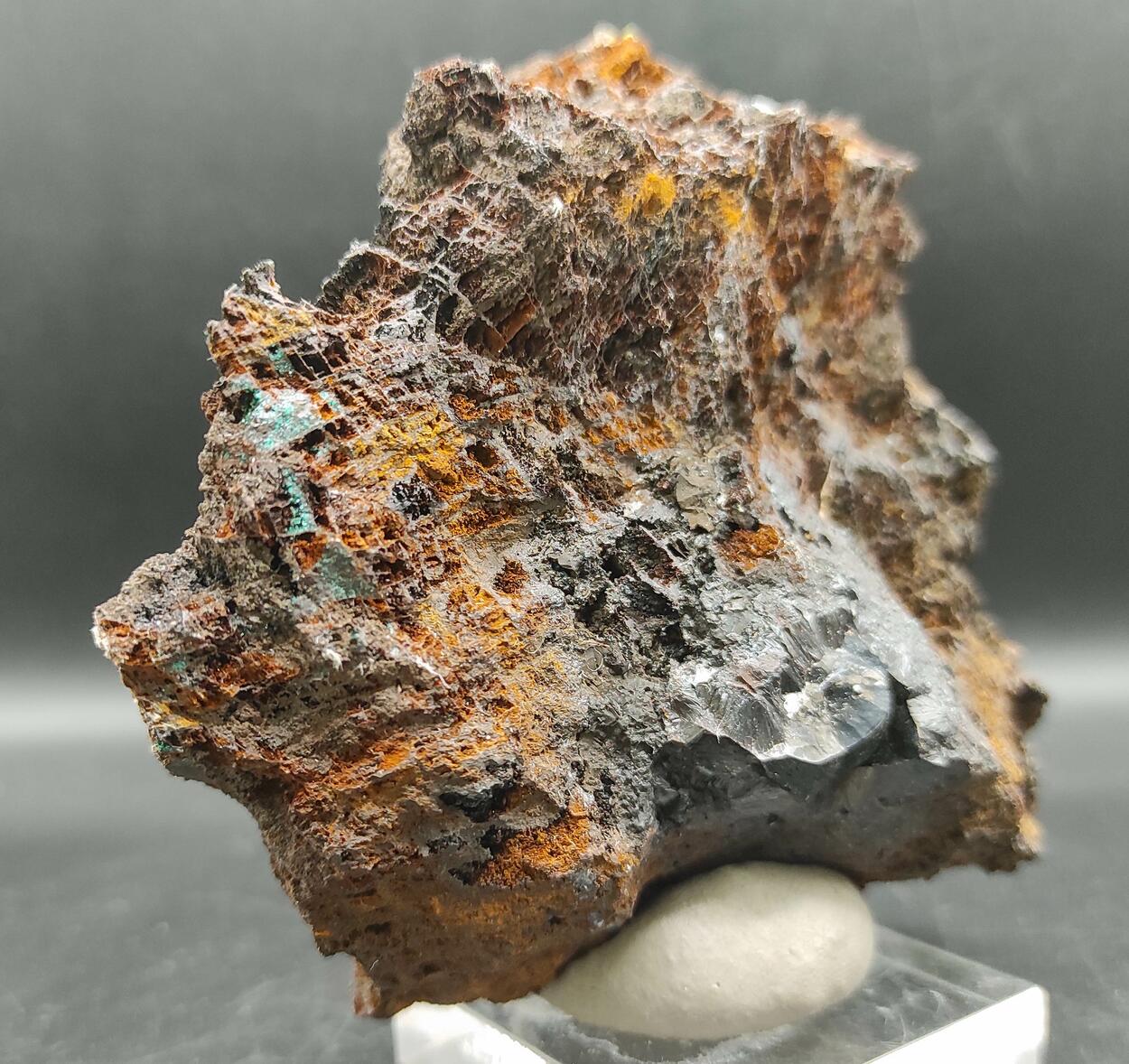 Reichenbachite Pseudomalachite Goethite On Limonite
