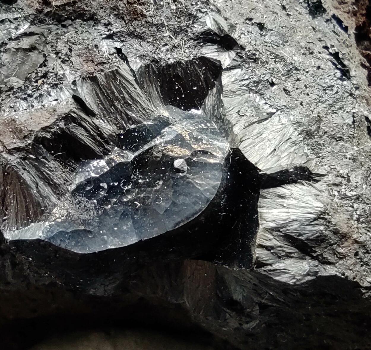 Reichenbachite Pseudomalachite Goethite On Limonite