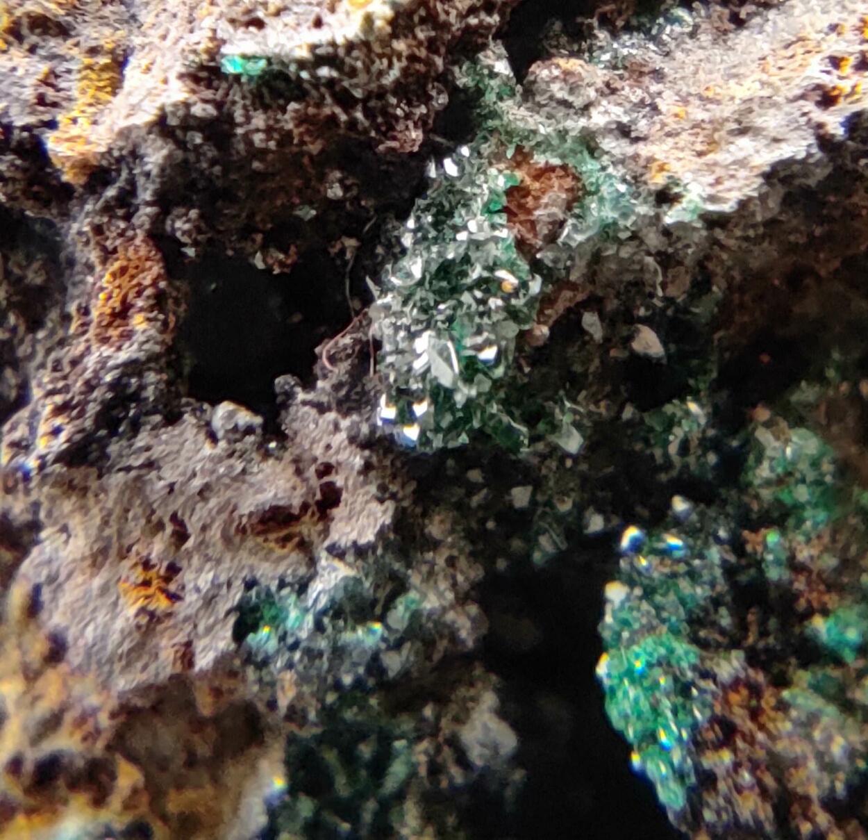 Reichenbachite Pseudomalachite Goethite On Limonite