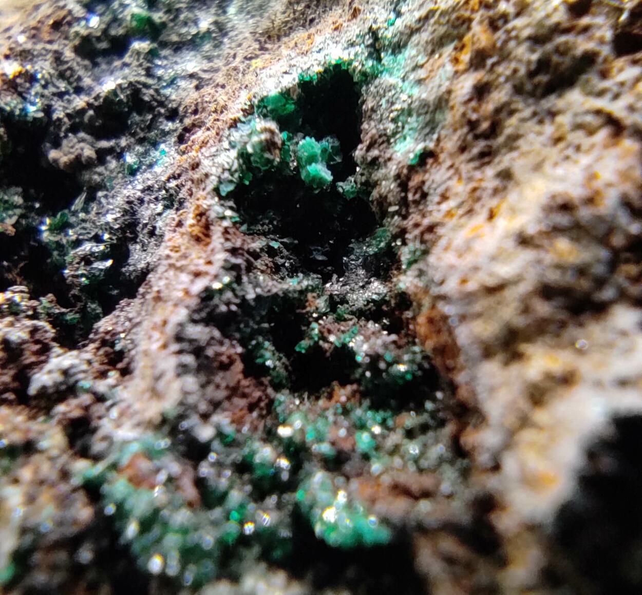 Reichenbachite Pseudomalachite Goethite On Limonite