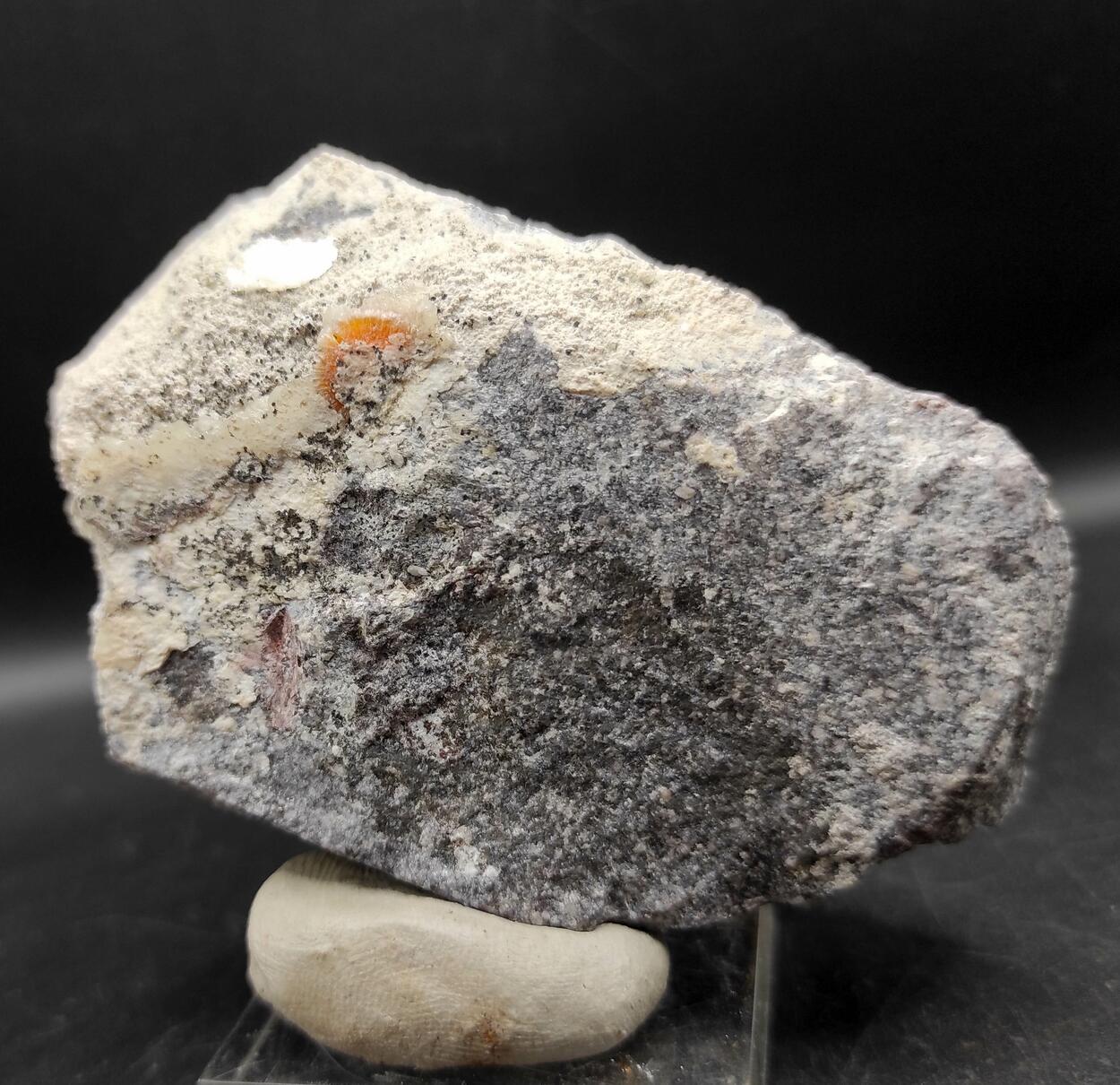 Ferrierite-Mg & Heulandite