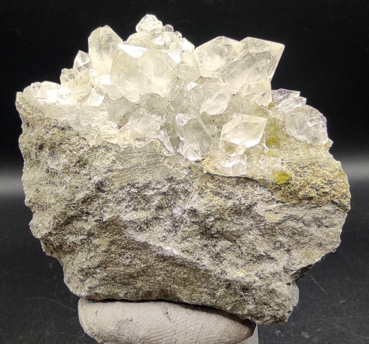 Quartz & Clinozoisite
