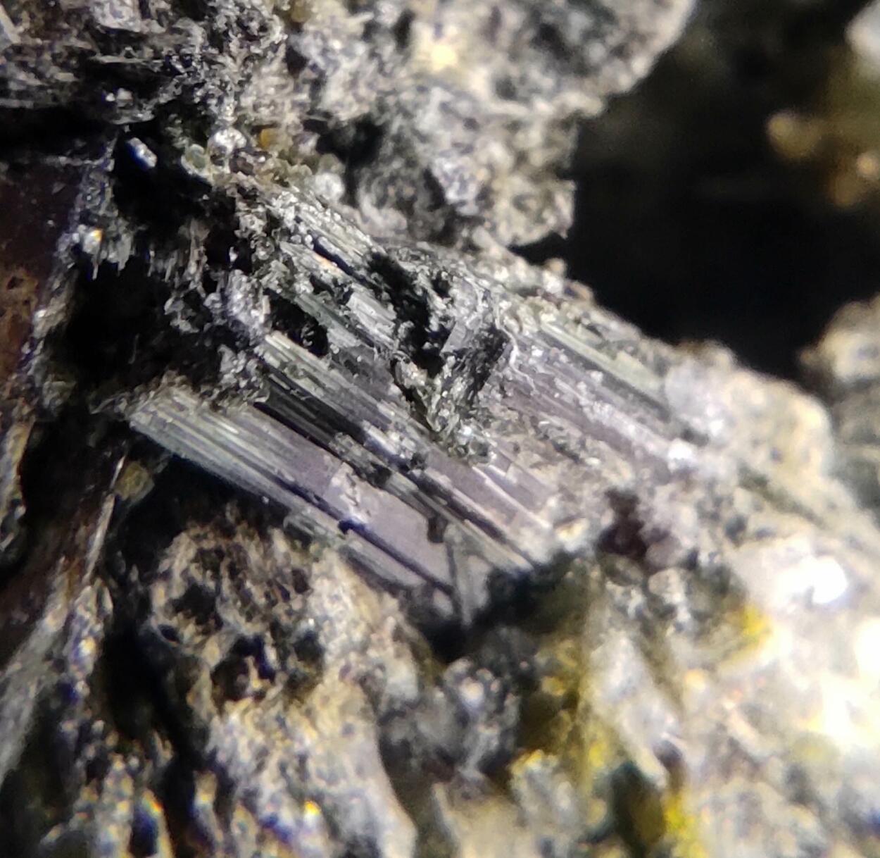 Actinolite Ferro-actinolite & Epidote