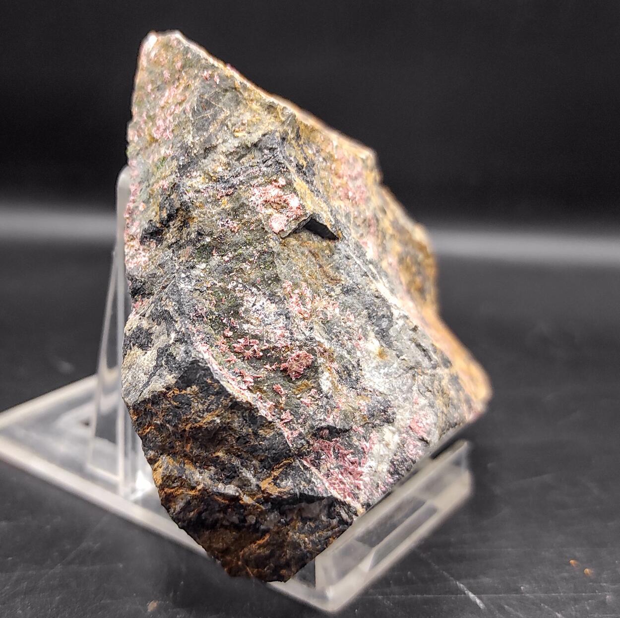 Erythrite