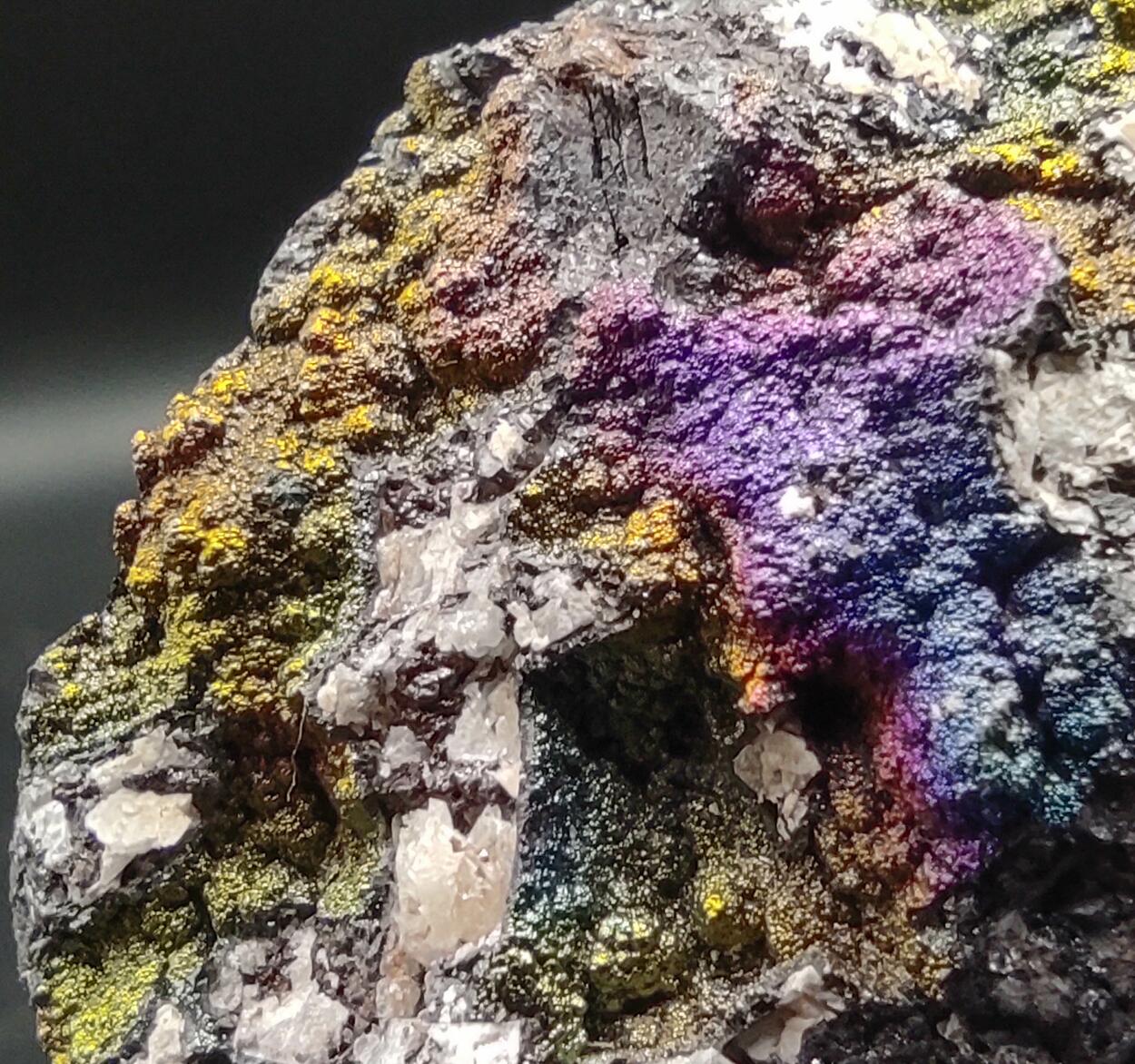 Cerussite Anglesite & Goethite