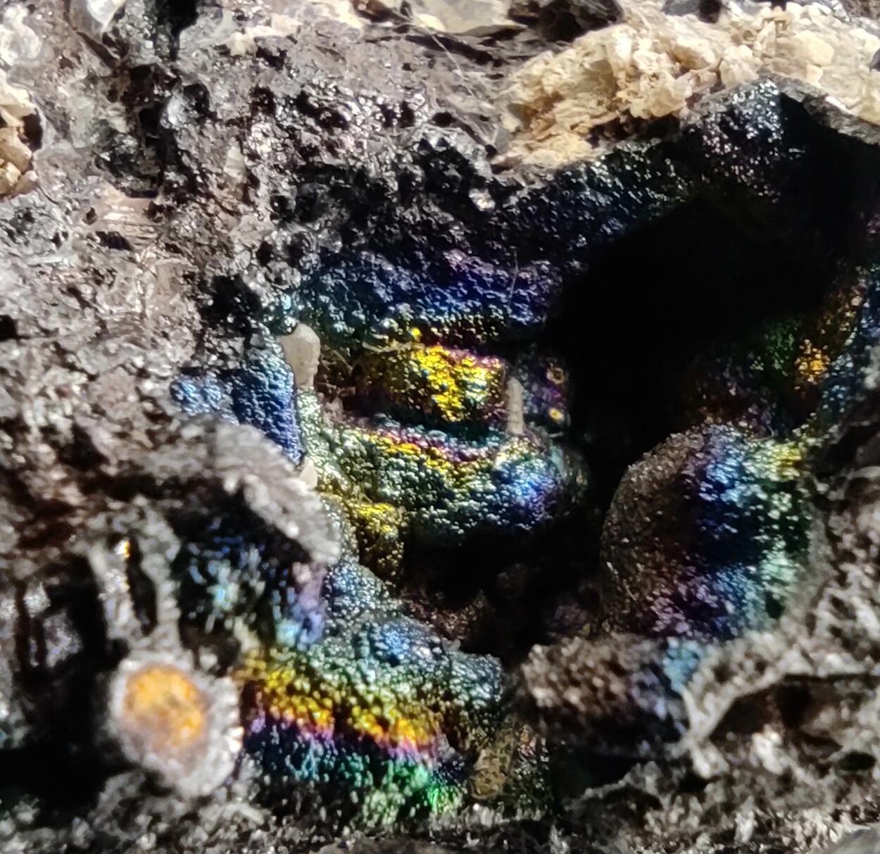 Cerussite Anglesite & Goethite