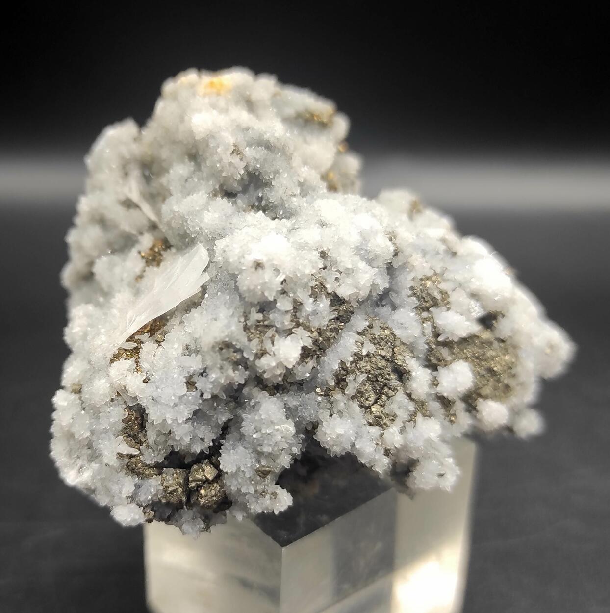 Pyrite Quartz & Baryte
