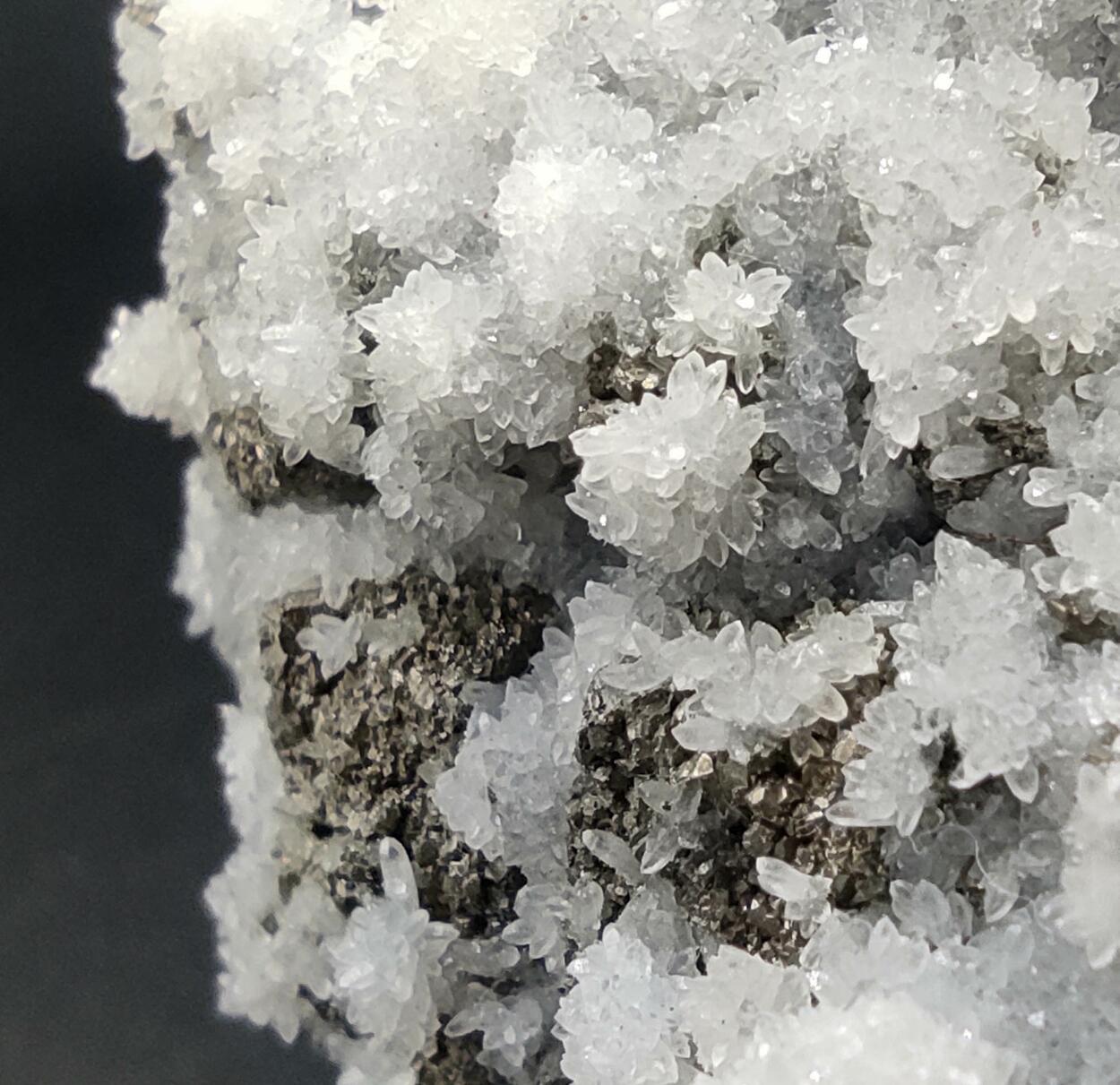 Pyrite Quartz & Baryte