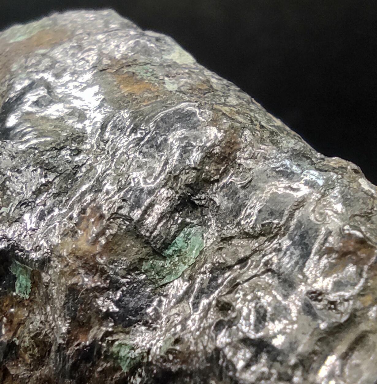 Malachite On Graphite