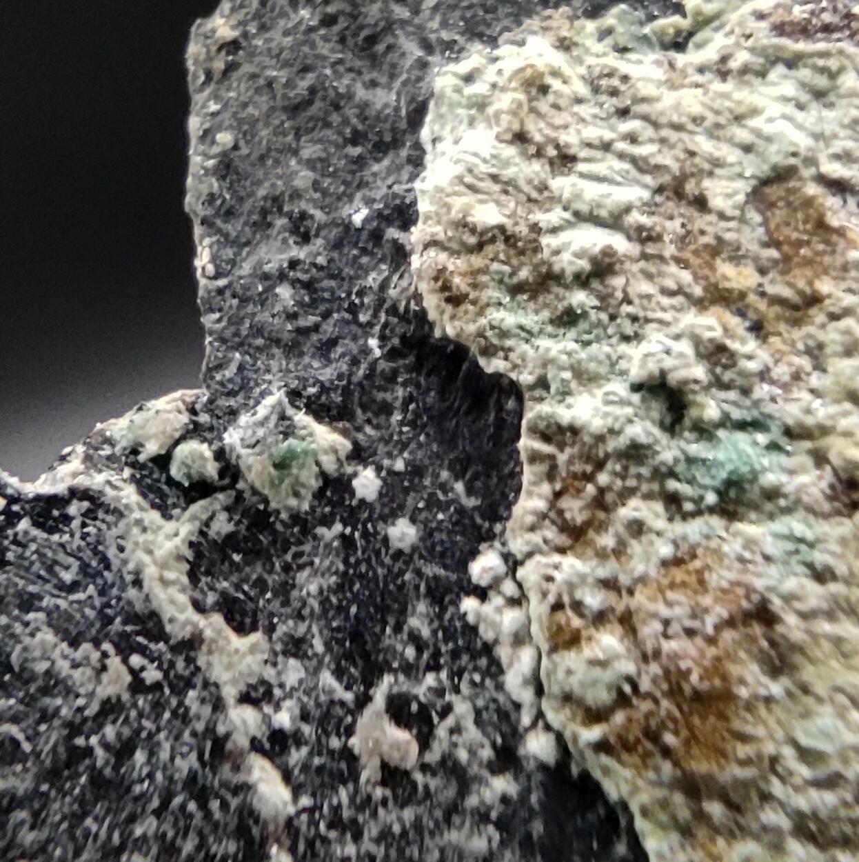 Malachite On Graphite