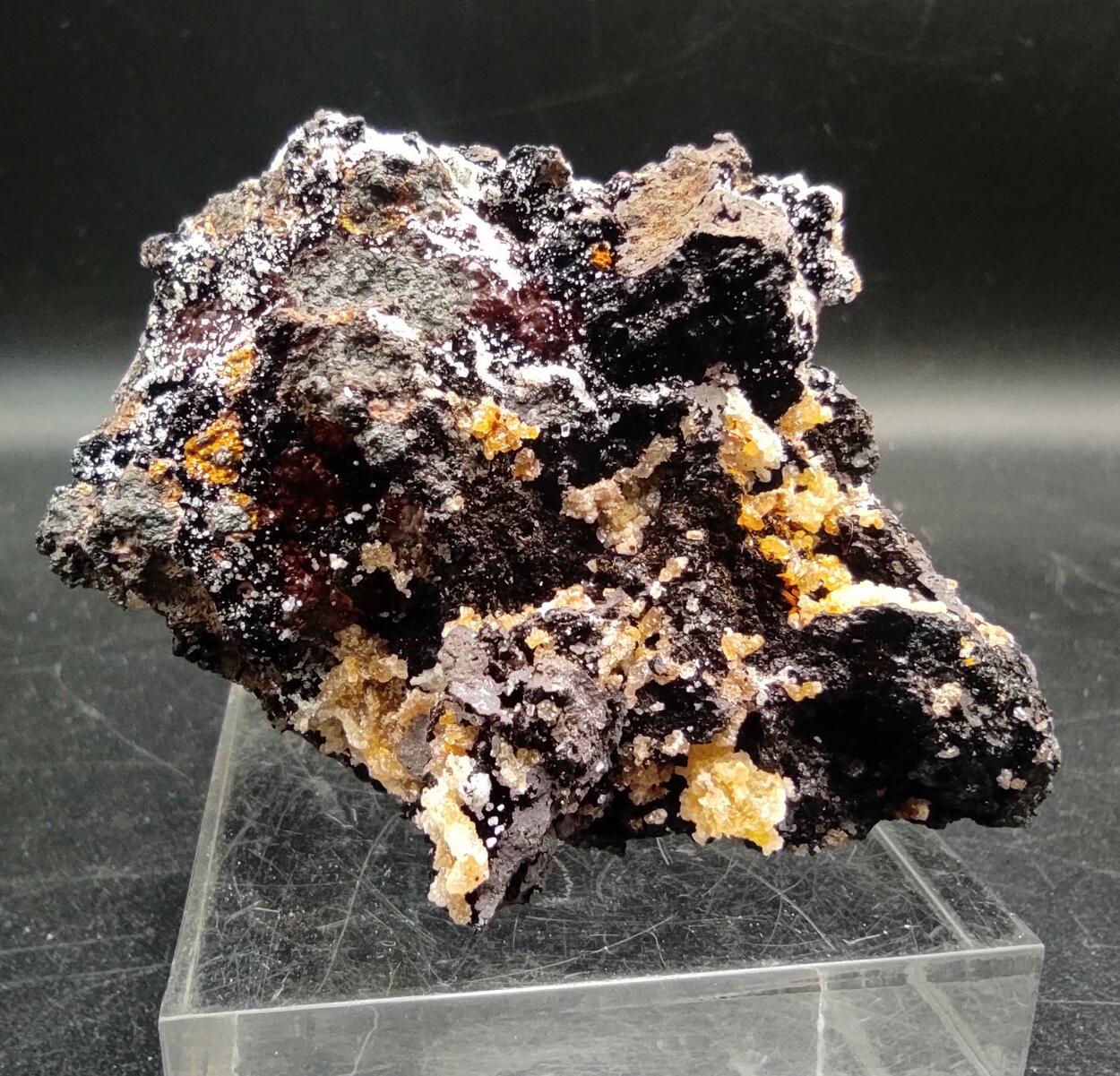 Willemite Mimetite & Cerussite On Goethite & Limonite