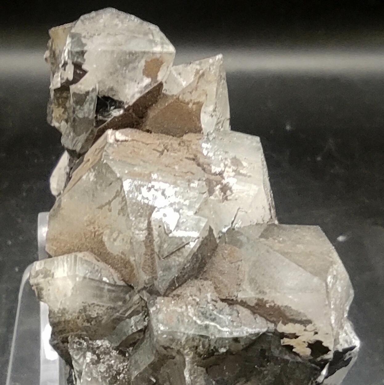 Quartz & Pyrolusite