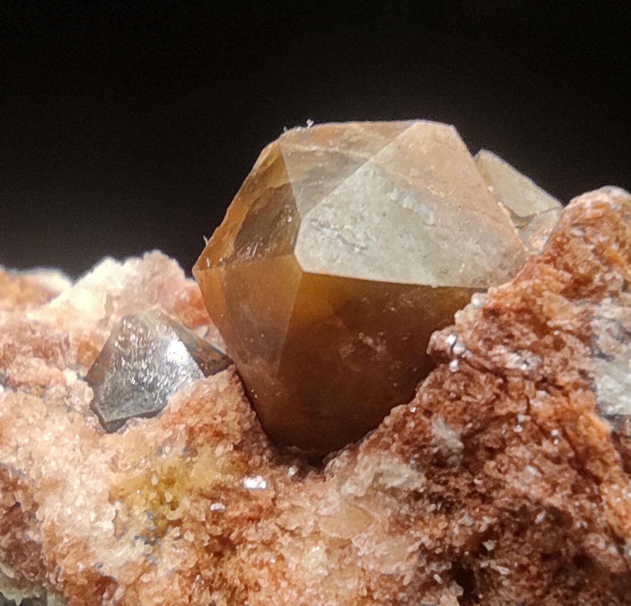 Eisenkiesel On Gypsum