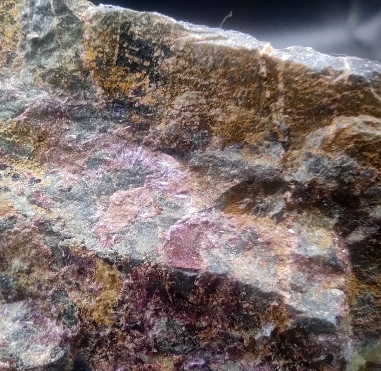 Erythrite
