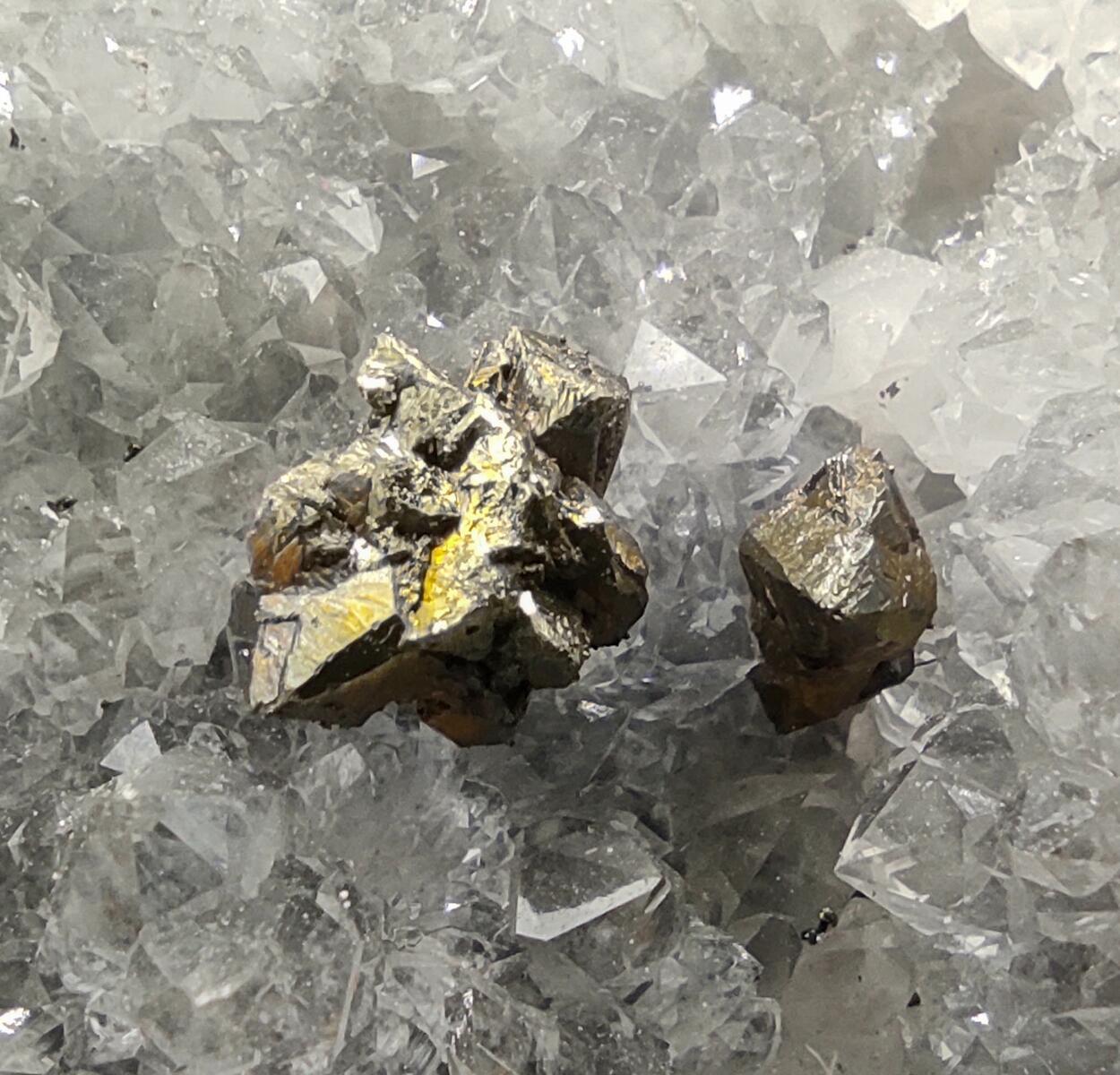 Chalcopyrite & Quartz