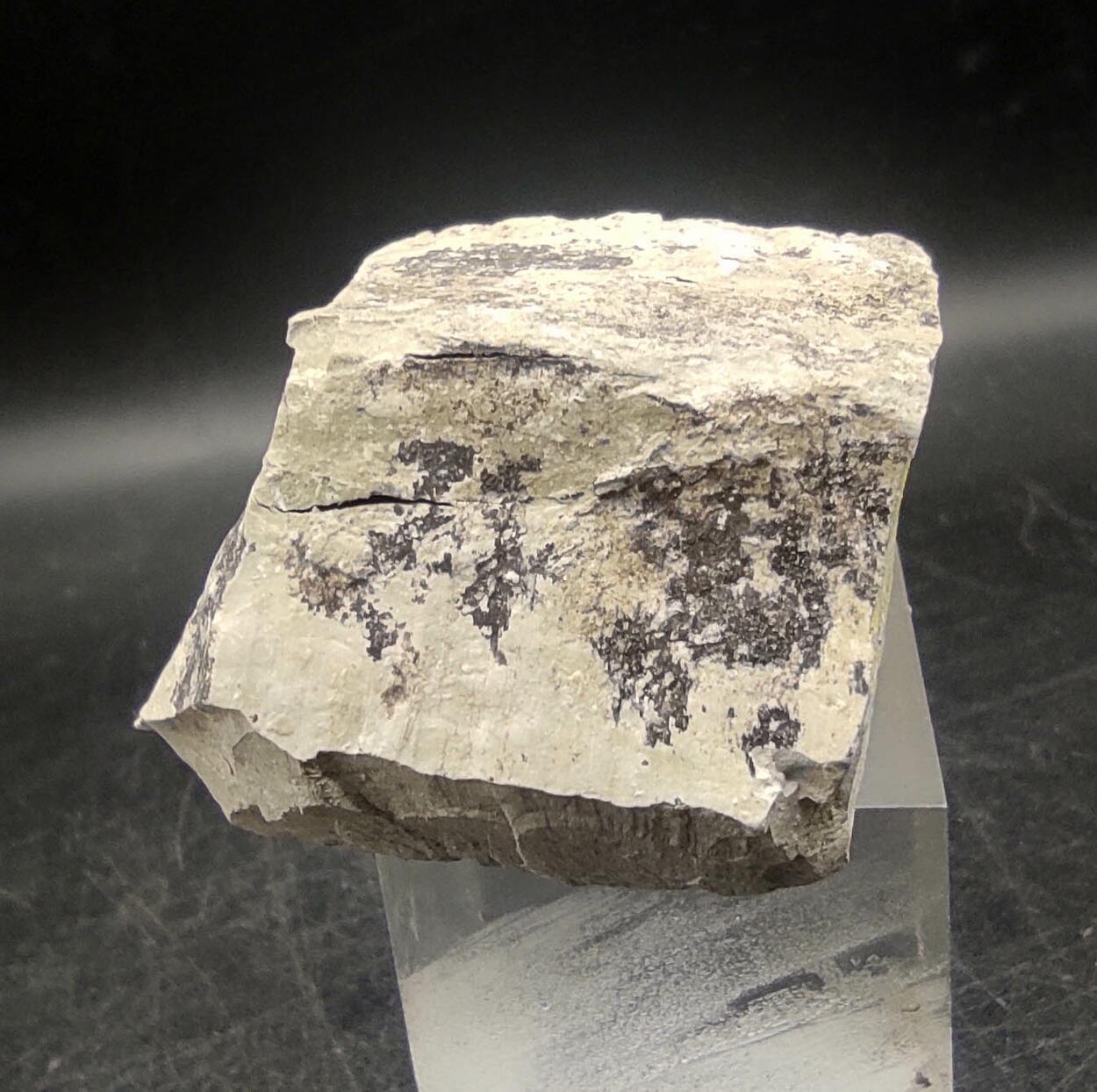 Tyuyamunite Pyrolusite & Sepiolite