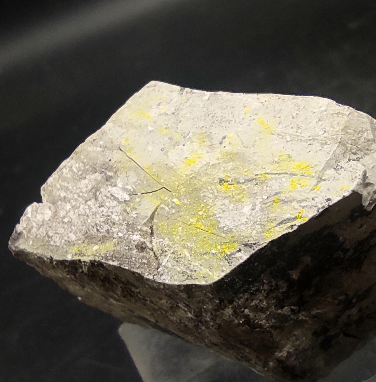 Tyuyamunite Pyrolusite & Sepiolite