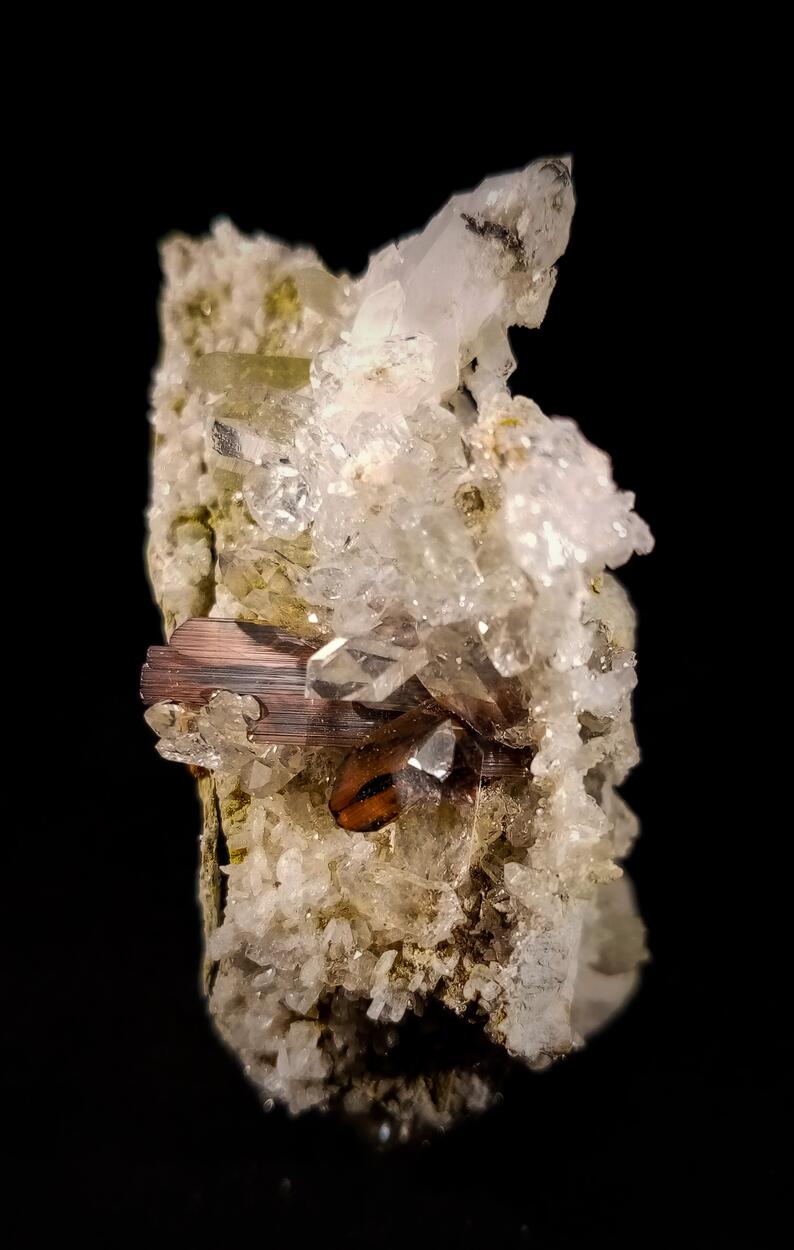 Brookite & Quartz