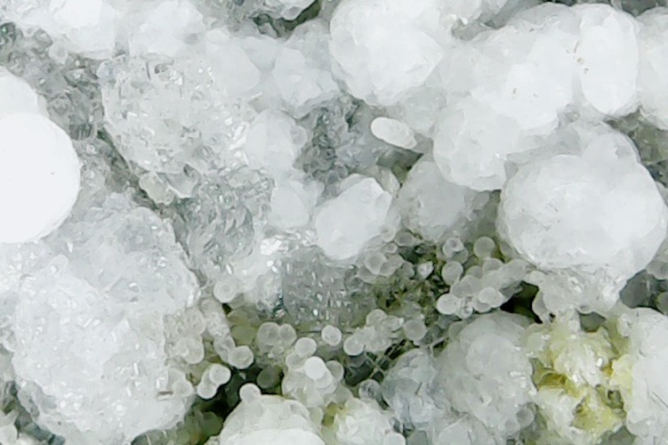 Phillipsite-K Chabazite-K Thomsonite & Calcite