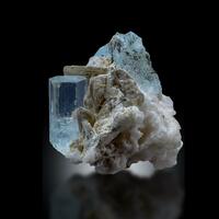 Aquamarine With Mica