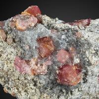 Grossular Var Rosolite