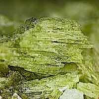 Monohydrocalcite