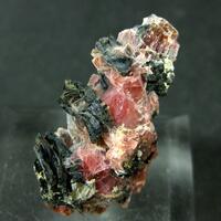 Rhodonite With Schefferite