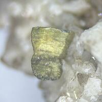 Donnayite-(Y) Donnayite-(Y)