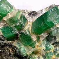 Beryl Var Emerald