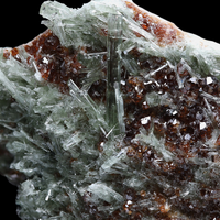 Diopside & Hessonite