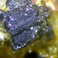 Ferrotitanowodginite