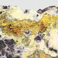 Wakabayashilite & Stibnite