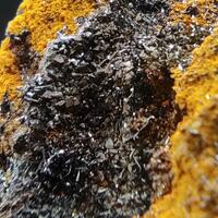 Descloizite & Plattnerite