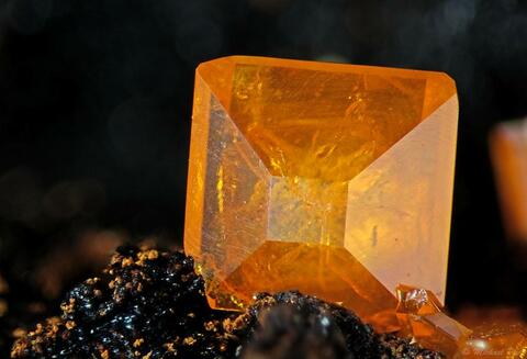 Mineral Images Only: Wulfenite