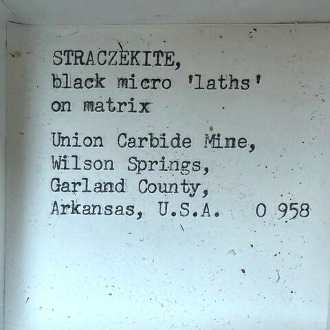 Label Images - only: Straczekite