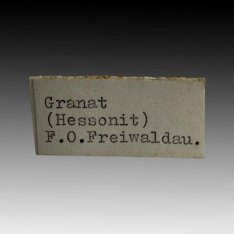 Label Images - only: Hessonite