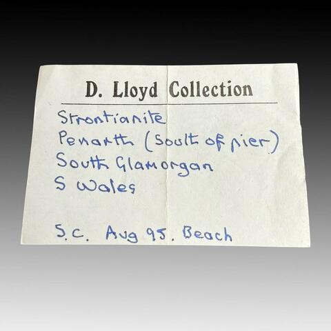 Label Images - only: Strontianite On Calcite