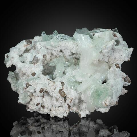 Label Images - only: Apophyllite & Mordenite On Calcite