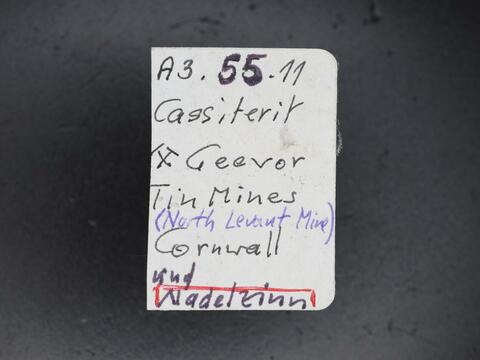 Label Images - only: Needle Tin