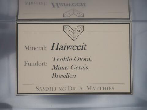 Label Images - only: Haiweeite