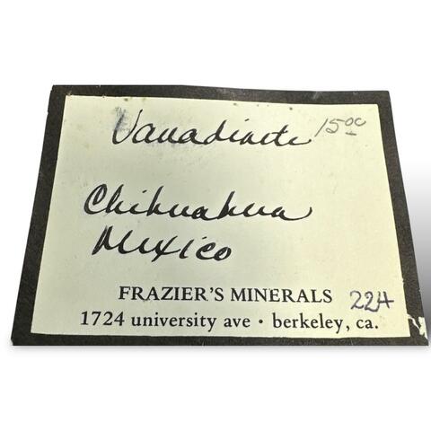 Label Images - only: Vanadinite On Calcite