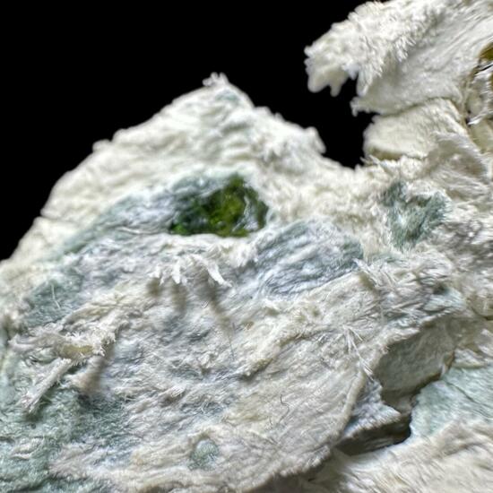 Demantoid With Asbestos