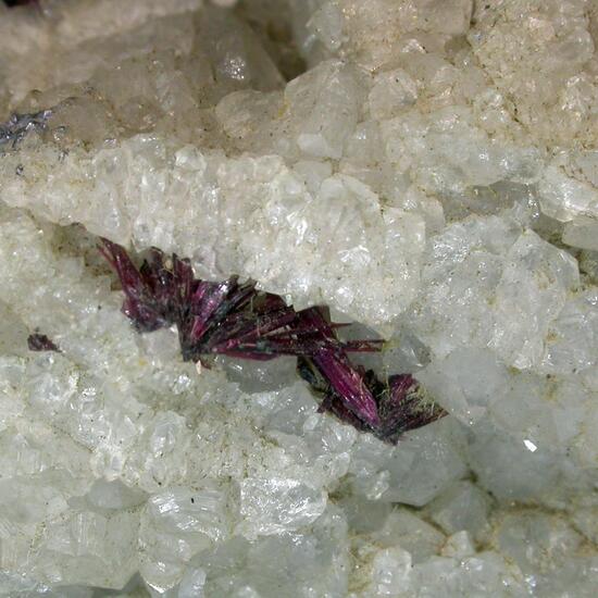 Erythrite