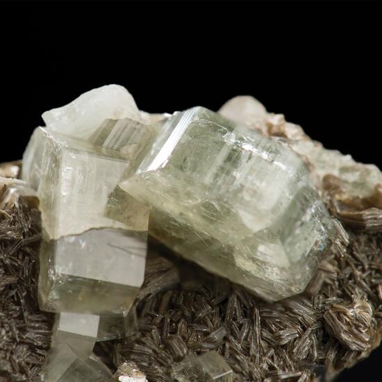 Fluorapatite
