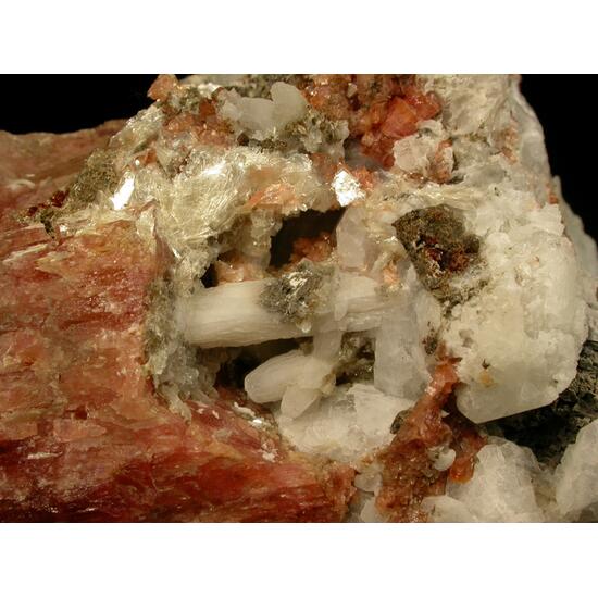 Sérandite & Manganoneptunite