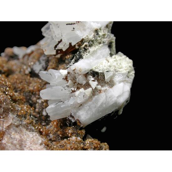 Eudidymite & Genthelvite