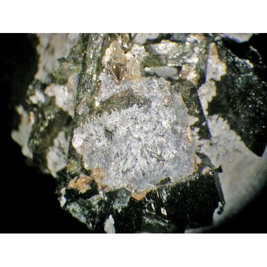 Arfvedsonite & Calcite